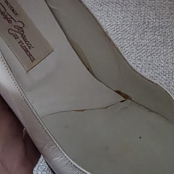 Sesto Meucci Elegant Gray and Black Heels - Picture 4 of 16